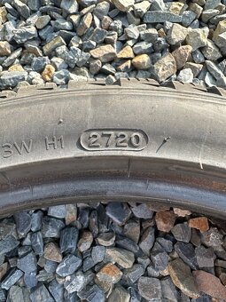 Zimní pneu Hankook 225/40/18 - 3
