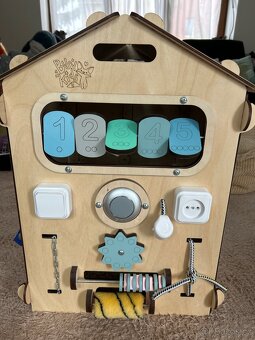 Activity board domecek - 3
