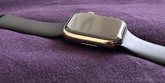 Apple Watch 7, 45mm, Gold - OCEL + SAFÍR, GPS, Cellular - 3