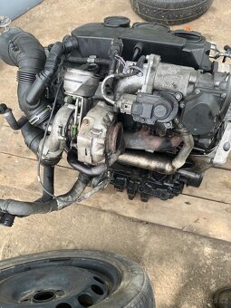 Kompletni motor 2.0 tdi 8v 103 kw BMP PASSAT B6 - 3