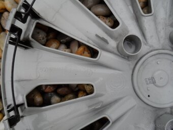 POKLICE VW ORIGINÁL 15’’ - 3