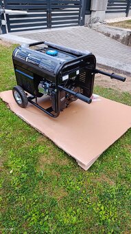 Benzínový generátor DORFBACH - 3