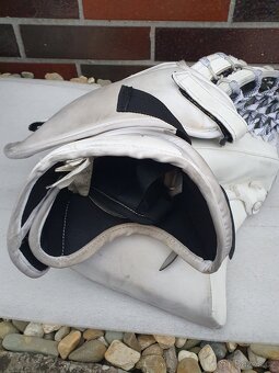 Brankarske betony a lapacka CCM Axis, hul Eflex 5 Pro - 3