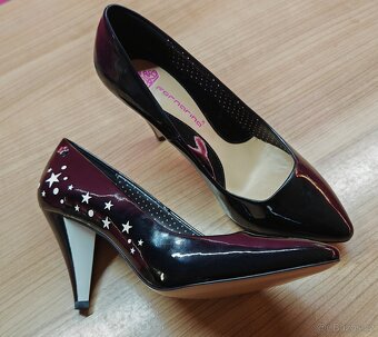 Lakované lodičky s hvězdami, vel 39 - 3