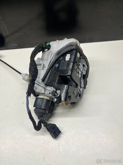 //Zámky Audi A4 B7 LP,LZ,PP,PZ // - 3
