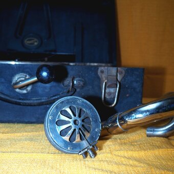 Prodám starožitný gramofon - 3