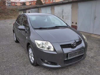 Toyota Auris 1,4 D-4D - 3
