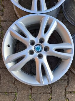 Alu kola R16 5x100 originál Škoda - 3