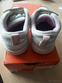 tenisky Nike vel. 25 - 3