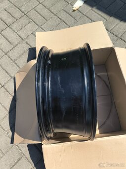 ALU kola VEGA 18 5x100 - 3