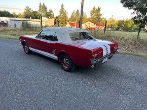 Ford Mustang 1966 convertible - 3