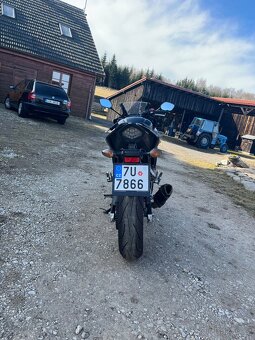 Honda CBR500R - 3
