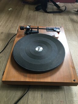 Gramofon Tesla NC 452 - 3