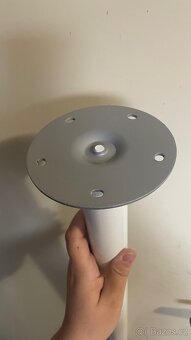 Noha ke stolu (Ikea) - 3