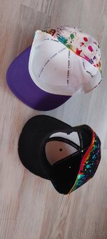 kšiltovky mix - NOVÉ - 3