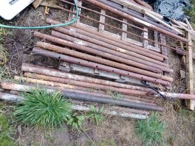 Trubkové lešení a žabky a stojky, hakyna - 3