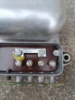 Relé dobíjení - 3