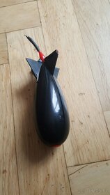 Zakrmovaci raketa - 3