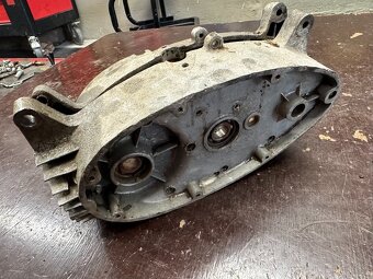 Predám bloky motoru kártery JAWA pionier 550 555 párov - 3