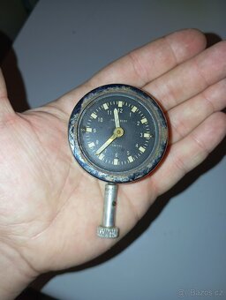 Prodám 8 denní auto hodiny Corterbert Swiss Made - 3