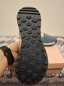 Prodej dívčí zimni boty vel 35 - 3