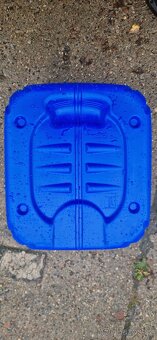 Kanystry 25,30 a 60 litrů - 3