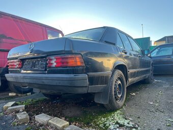 Mercedes Benz W201 2.3e 190 - 3