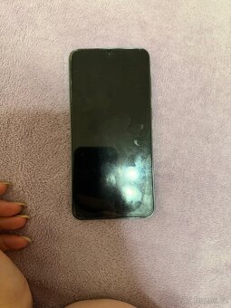 Prodám telefon 8000 či - 3