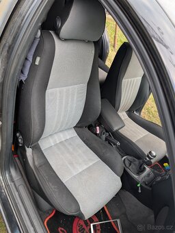 Sedačky Alfa Romeo 147 - 3