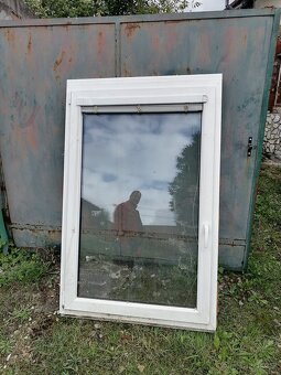 PLASTOVÁ OKNA S DEKOREM DŘEVA - čtěte popis - 3