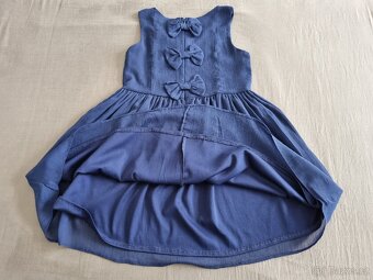 Šaty s mašlemi vel. 128 - 3