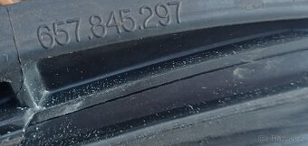 657845297 sklo zadní levé Škoda Scala - 3