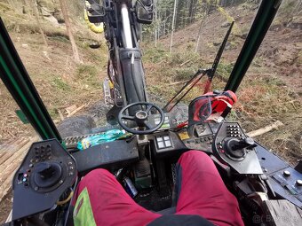 Harvestor John Deere 1270 - 3