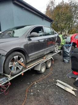 nd z škoda superb 2 1.8tsi 118kw vinová hnedá černá stříbrná - 3
