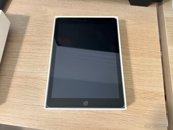 iPad 5.gen (A1822) 32GB Wi-Fi Space Gray - 3