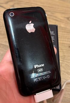 Prodám iPhone 3G S 16gb - 3