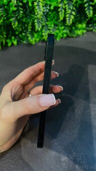 iPhone 13 - 3