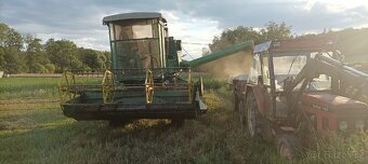 John Deere 630 - 3