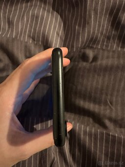 Apple Iphone XR - 64gb černá/black - 3