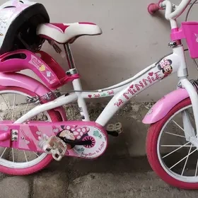Dětské kolo Minnie stav nového + helma - 3