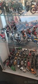 Modely motorek 1:12 - 3