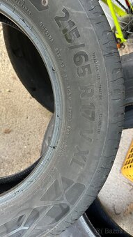 Continental 215/65/17 V XL - 3