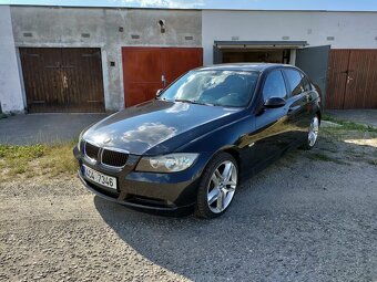 BMW 320i (E90) - 3