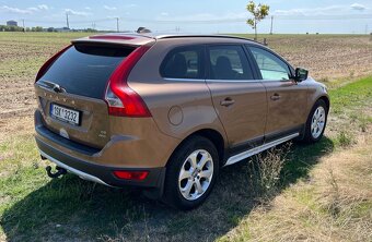 Volvo XC60 Automat 4x4 2008 D5 2,4D 136KW - 3