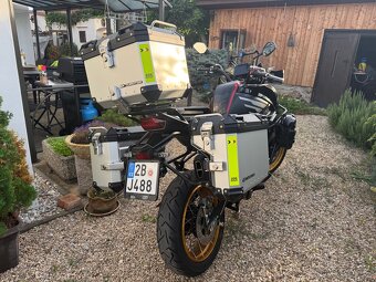 QJ Motor SRT 800SX - 3