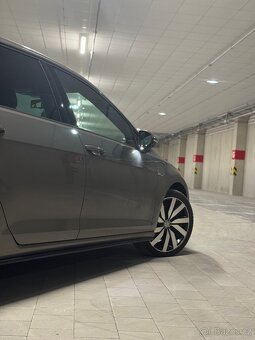 Volkswagen Golf GTE 1.4 TSI Plug-in Hybrid – výborný stav - 3