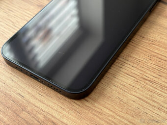 iPhone 12 64GB, Černý, Baterie 83%, 3 kryty - 3
