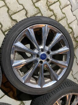 Ford Mondeo r19 zimni original sada - 3