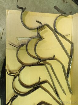 Háky na žlab - 3