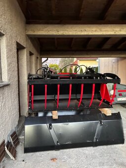 Lopata s pridržovačem - 3